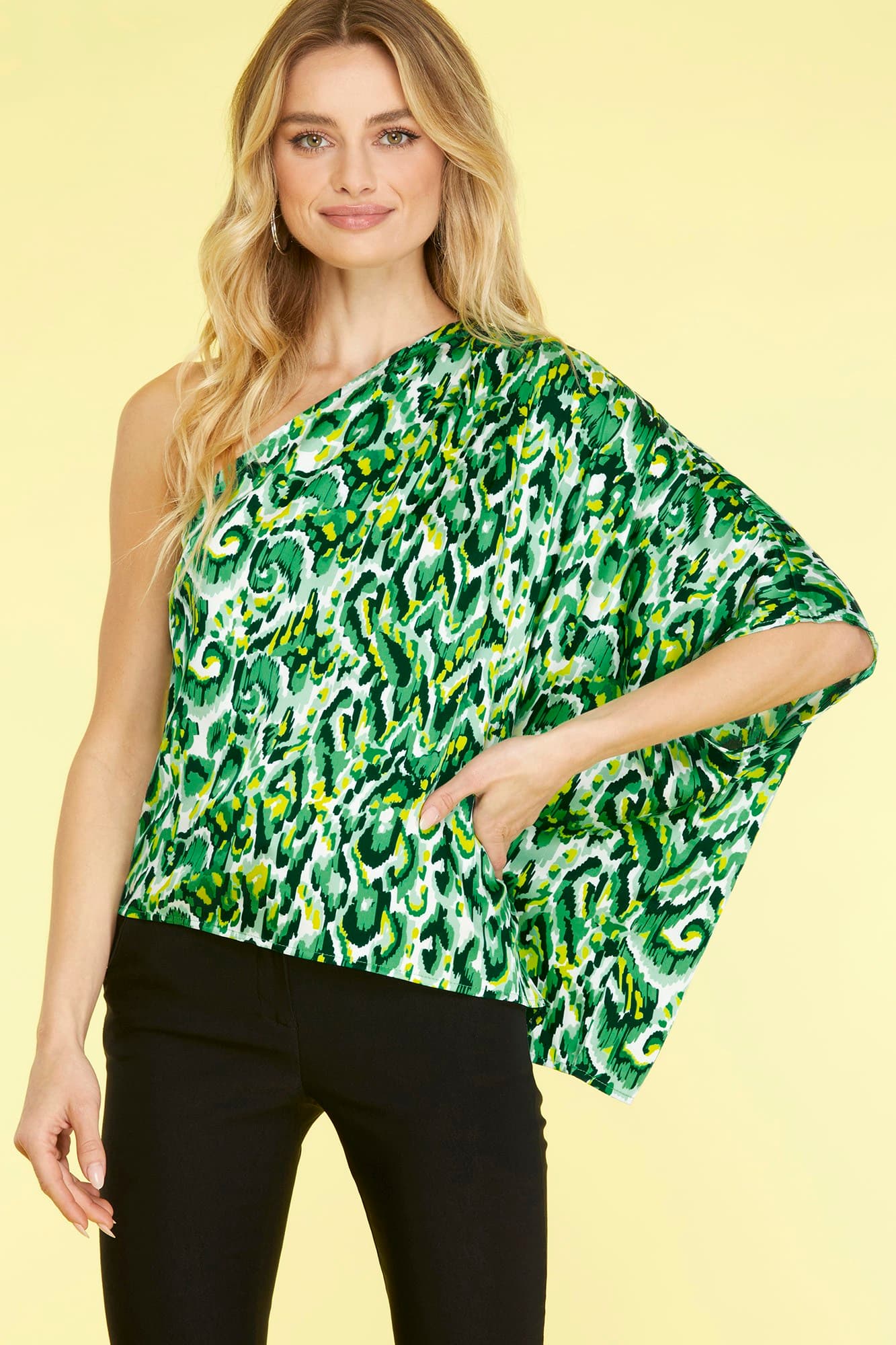 Blusa de un solo hombre bohemia versátil