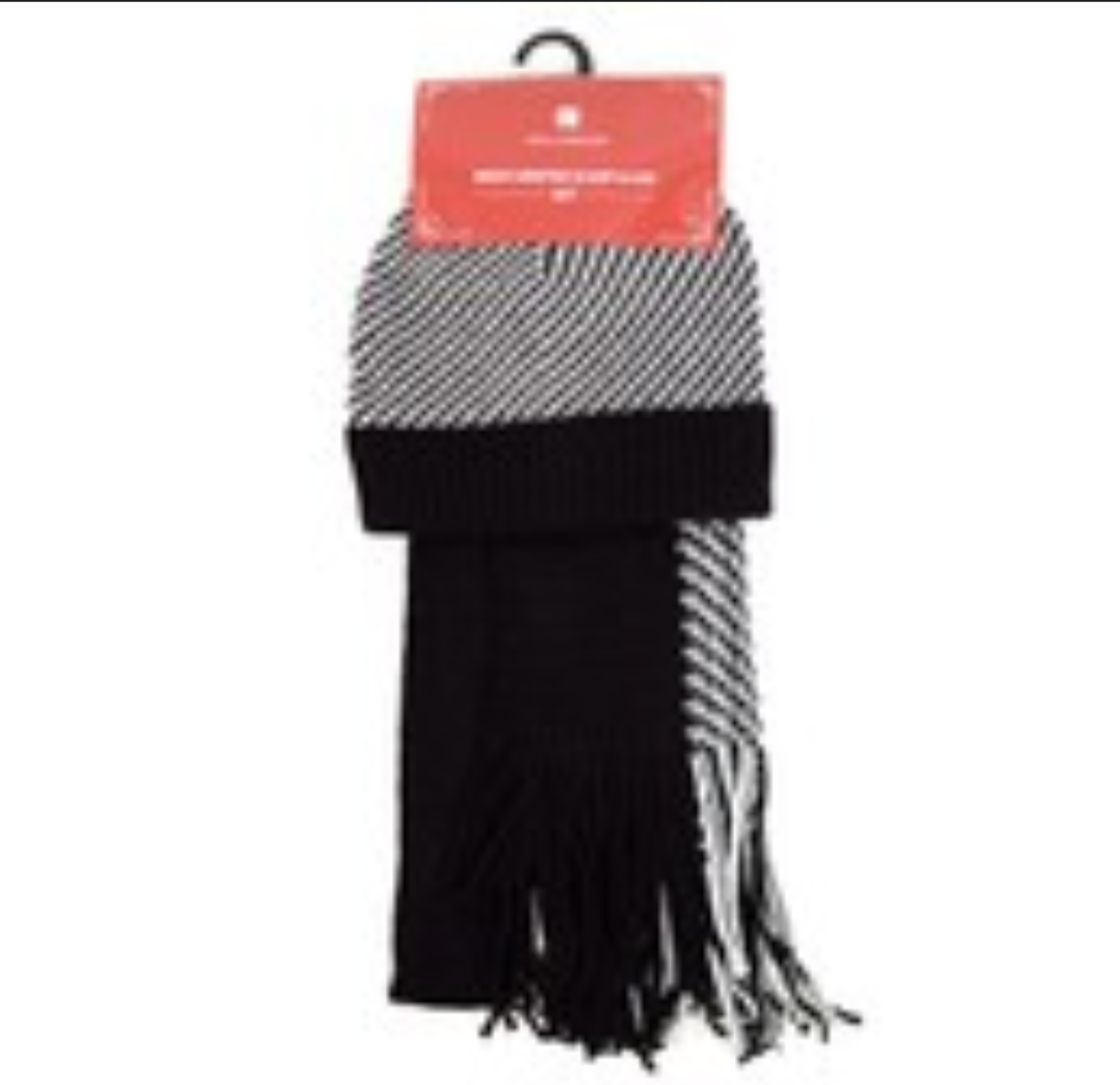 Winter hat and scarf set