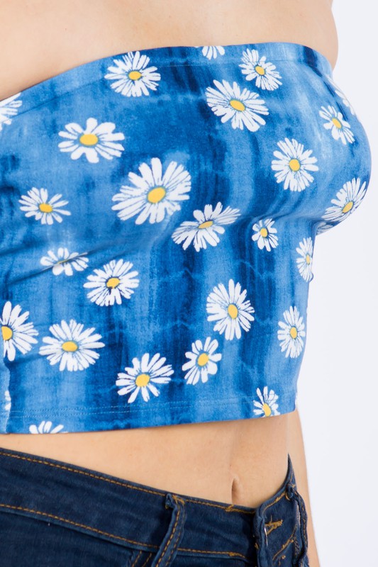 TOP OFF SHOULDER TIE DYE AND DAISY PRINTED TUBE.