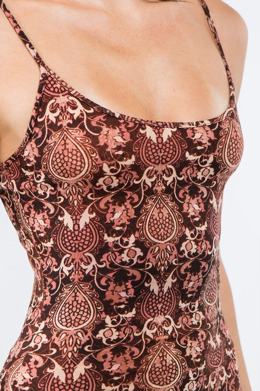 SLEEVELESS MINI DRESS WITH BAROQUE PRINT AND ROUND NECK.