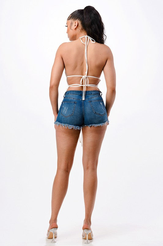 HALTER NECK CROP TOP WRAPAROUND DETAIL IN BLACK