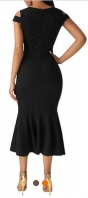 Dress Elegant decoster only in black