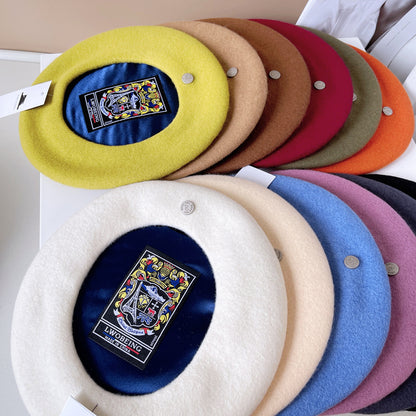 Spanish Wool Beret Hat Female Elegant French Painter Hat Badge Satin Lined British Retro Stewardess Hat