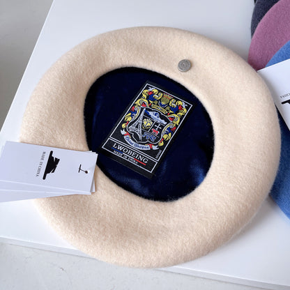 Spanish Wool Beret Hat Female Elegant French Painter Hat Badge Satin Lined British Retro Stewardess Hat
