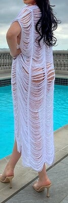 SWEATER (KNITTED) 35% POLYESTER 65% ACRYLIC MADE IN CHINA.