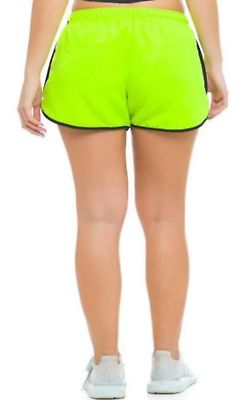 Short pants in varied colors for summer