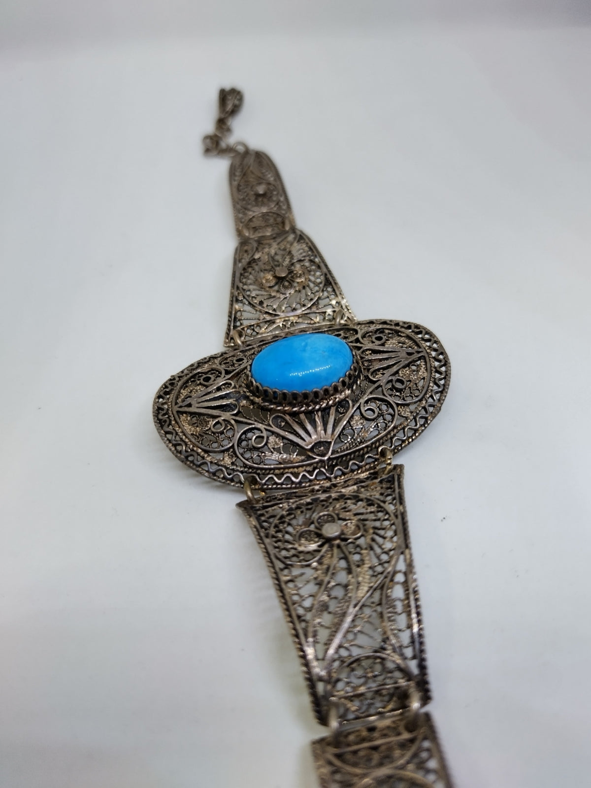 Curious special but unique looks old but is new