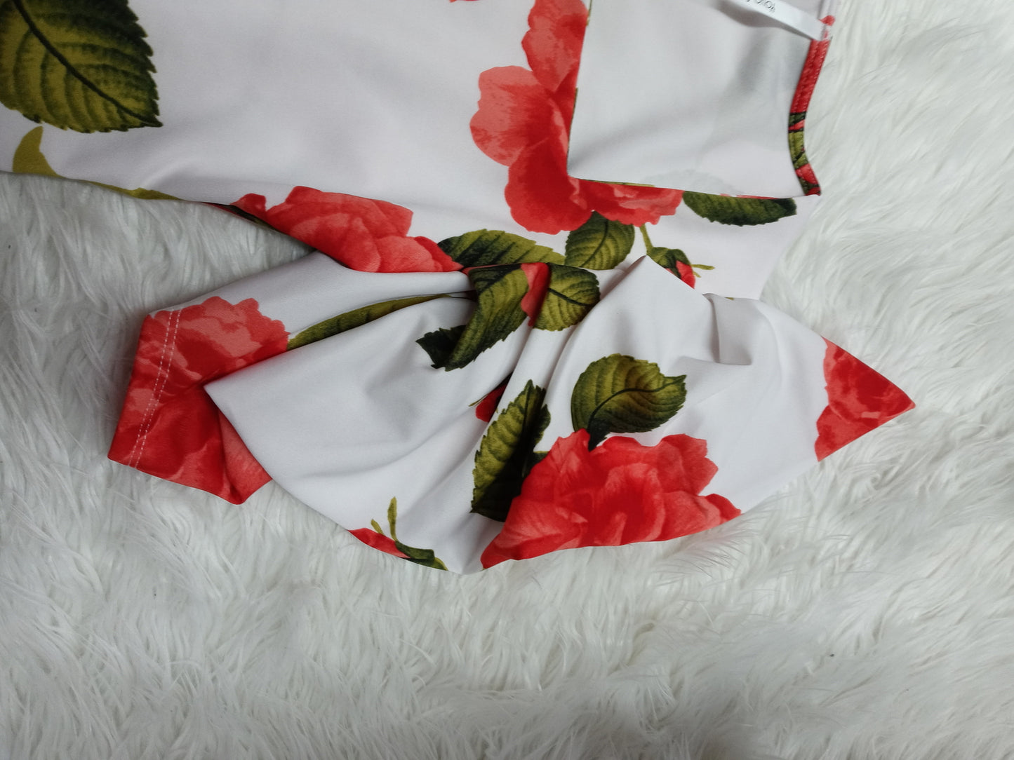 Elegant blouse and red with flour