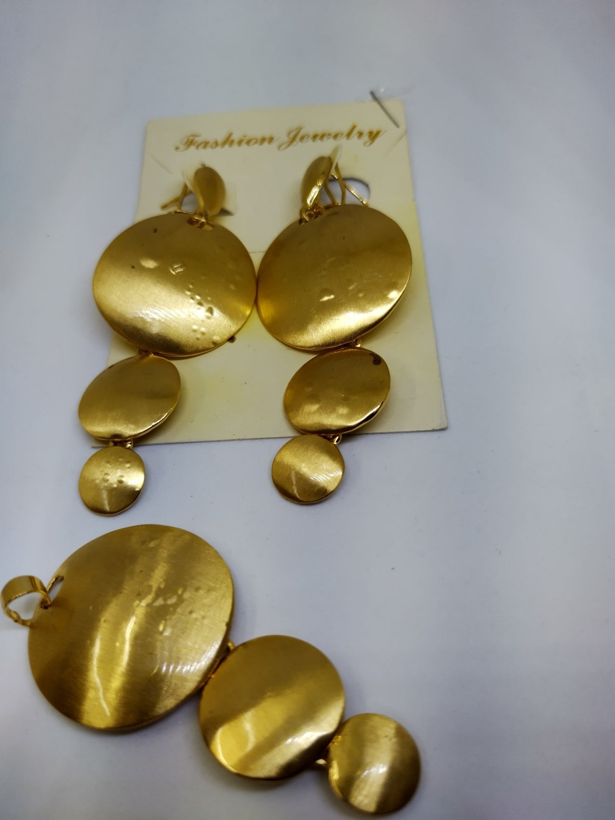 Three pieces. accessories