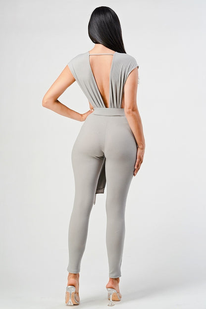 Jonsu en corte de adelante y atrás en negro liso