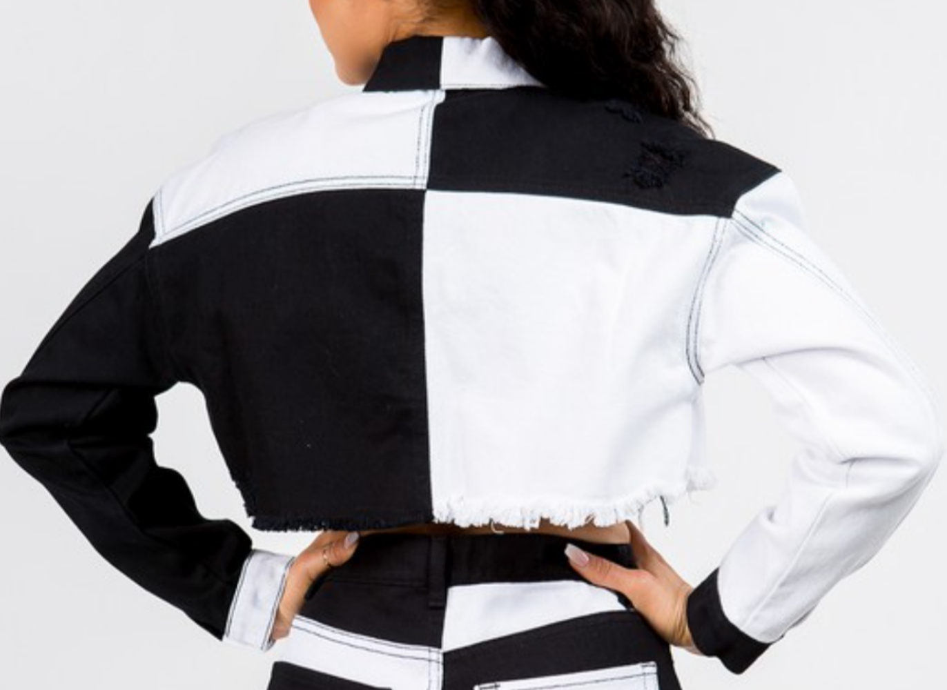 jackets button blanco y negro