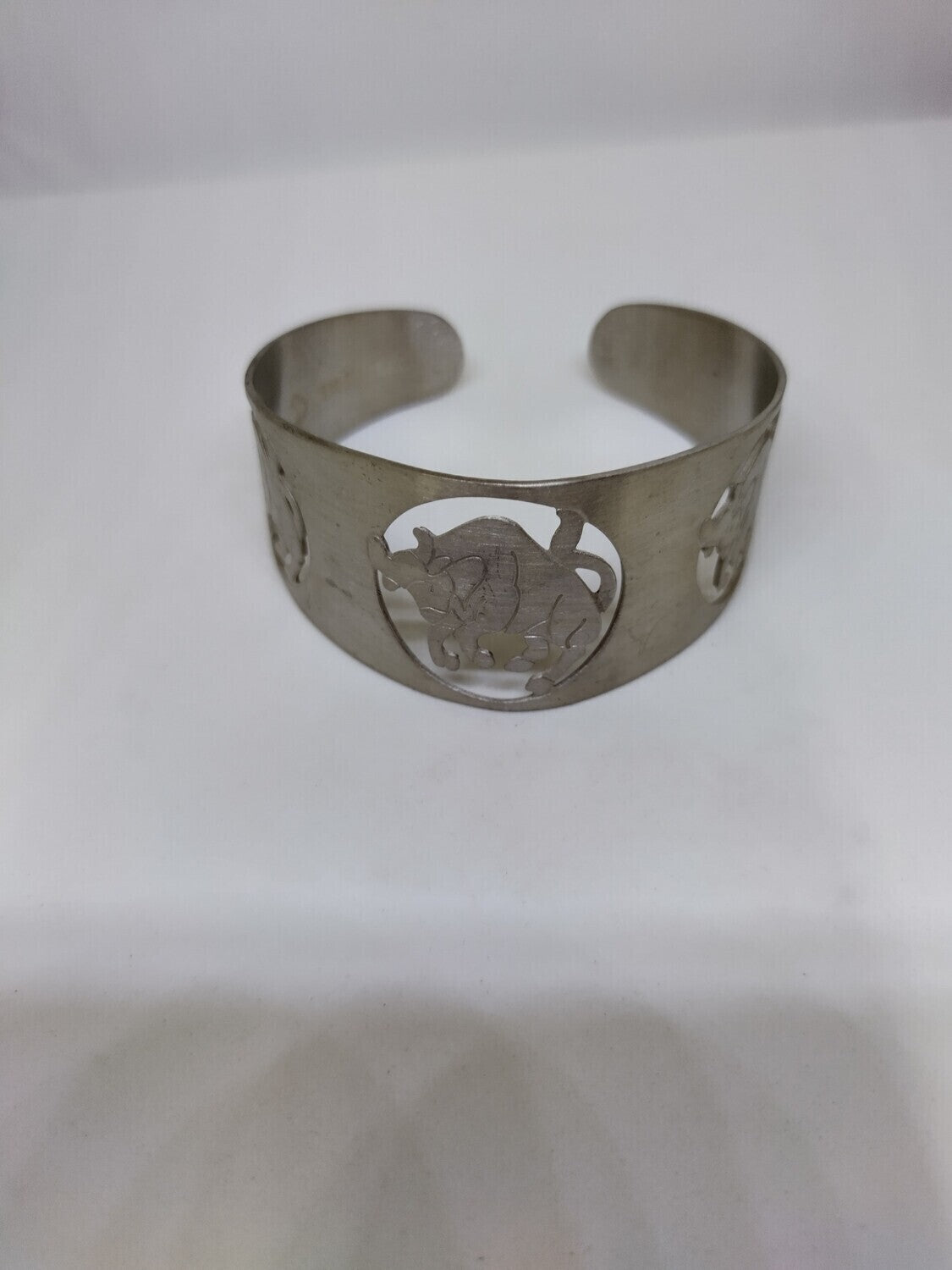bracelet with zodiac symbols