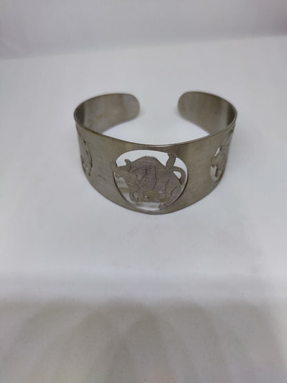 bracelet with zodiac symbols
