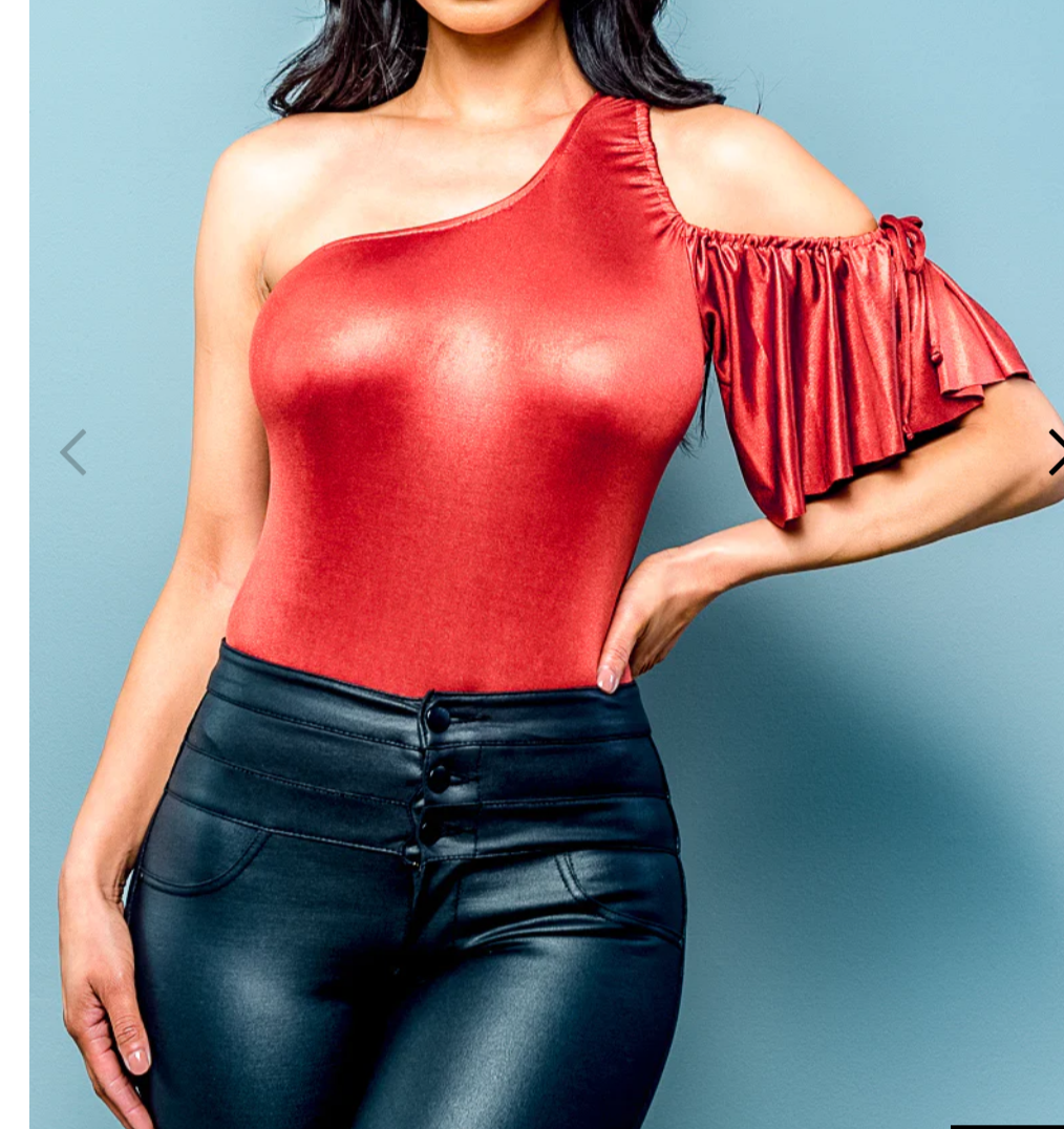 Burgundy one-shoulder blouse from pulling brown