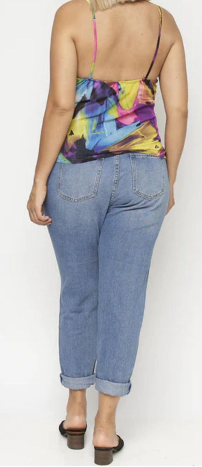 tops Fill your life with colors with this blouse.