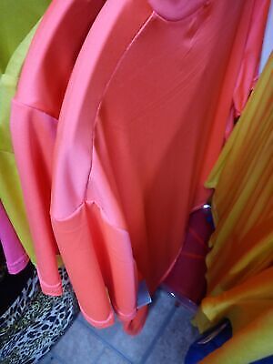 Two pieces different Color