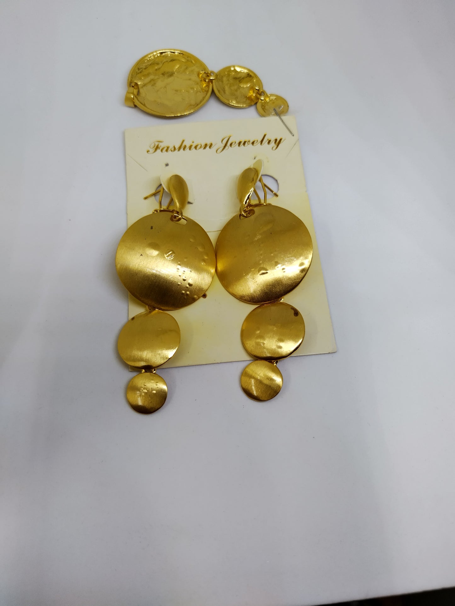 Accesorio for you, my uncles, three pieces 1