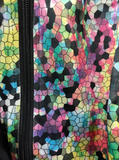 Long-sleeved sweater with zipper and colored front