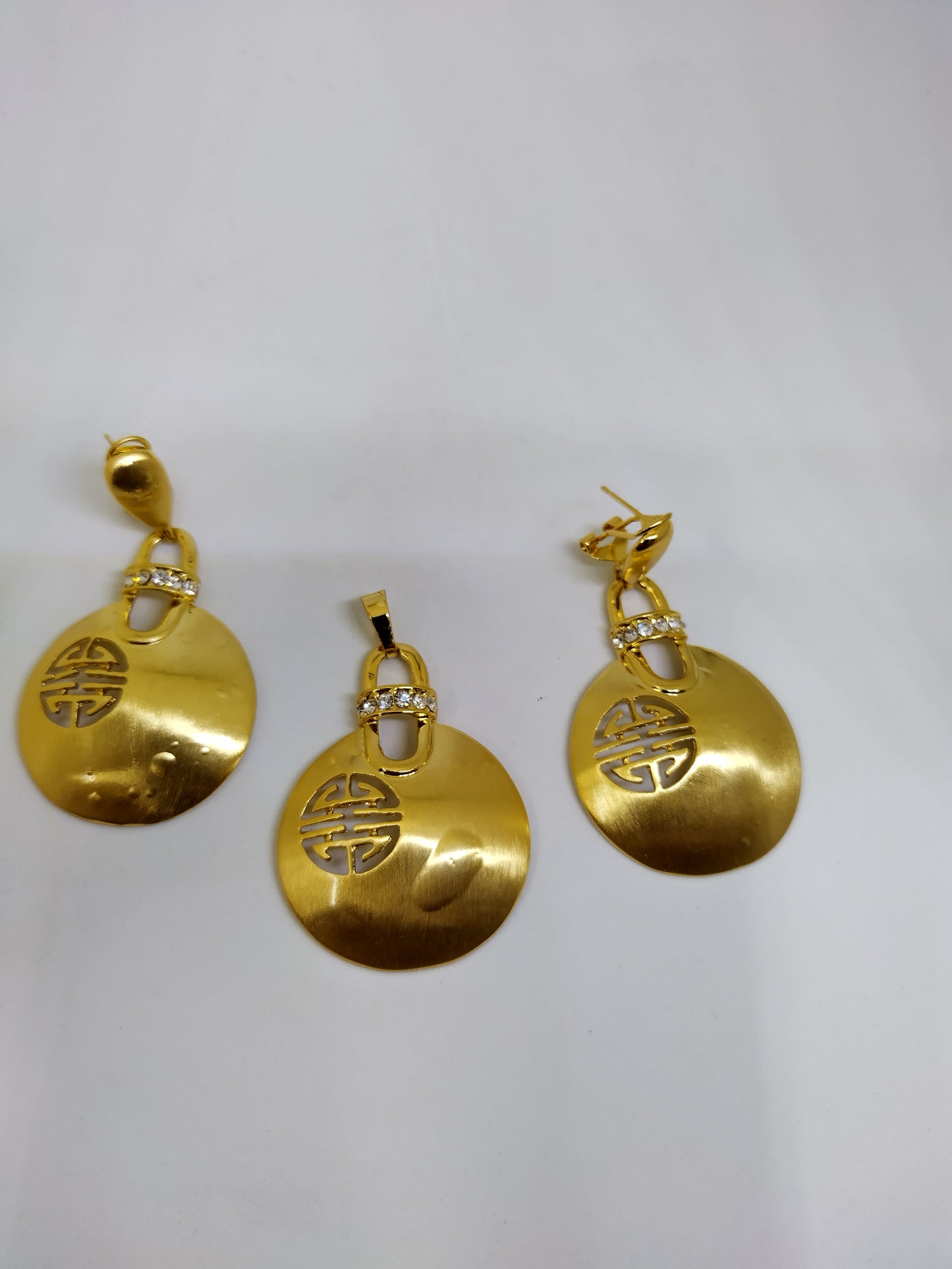 Accesorio for you, my uncles, three pieces 2