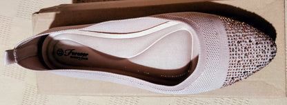 All-day comfort cushioned casual shoe