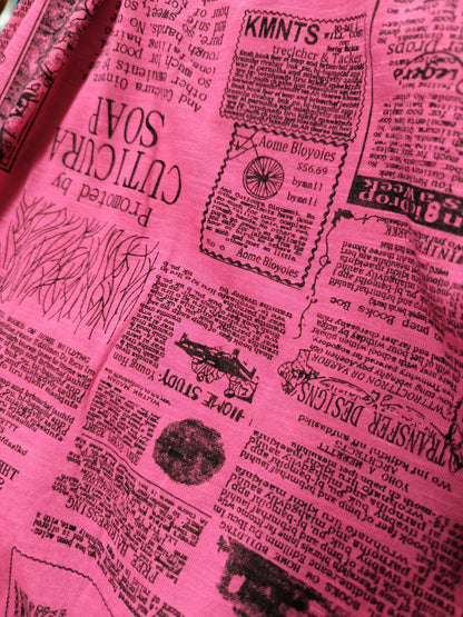 Printed blouse in different colors with a flared top