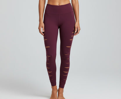 Expands sporty design with open sides