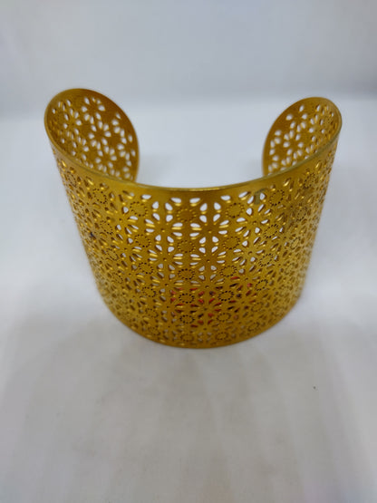 Pulsera en acero inoxidable color dorado