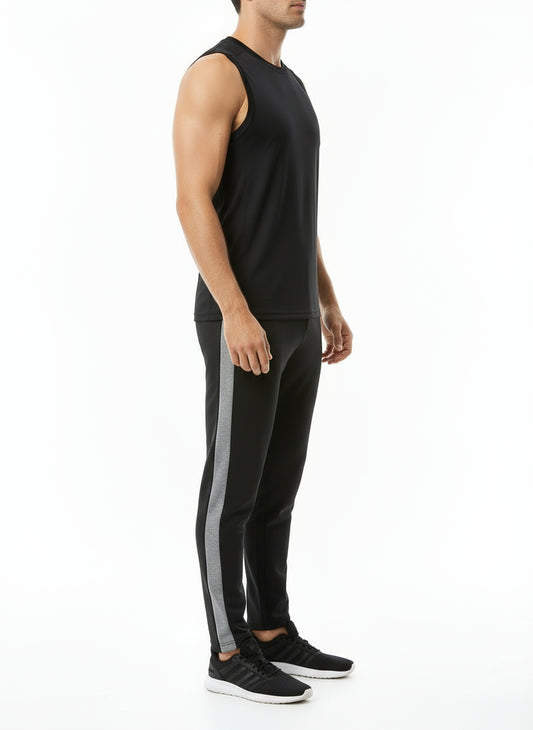 Trousers for protection against the cold with wool inside